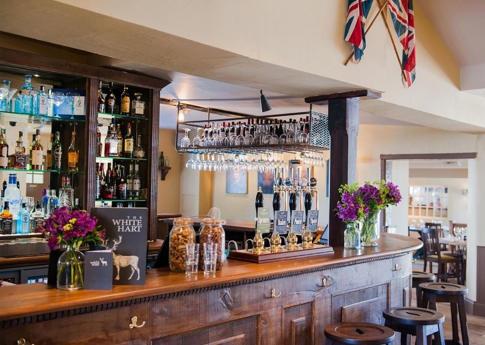 The White Hart, Overton Overton  Exteriör bild